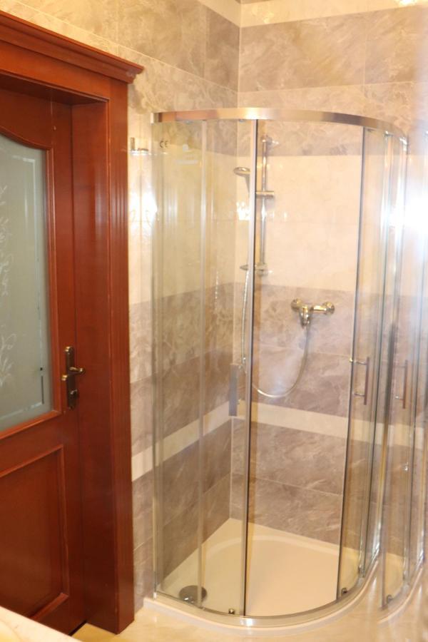 Hotel Viliam Frano Нитра Екстериор снимка