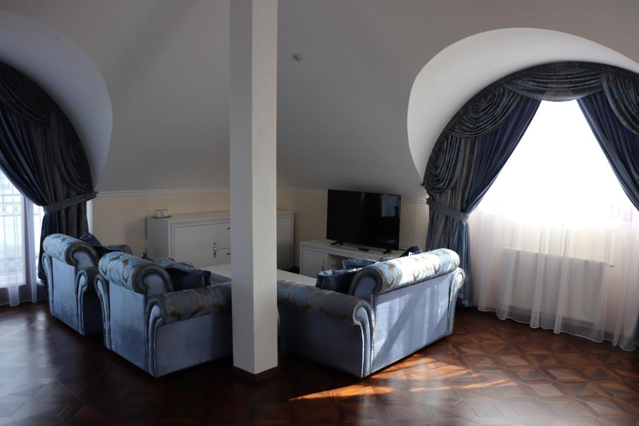 Hotel Viliam Frano Нитра Екстериор снимка