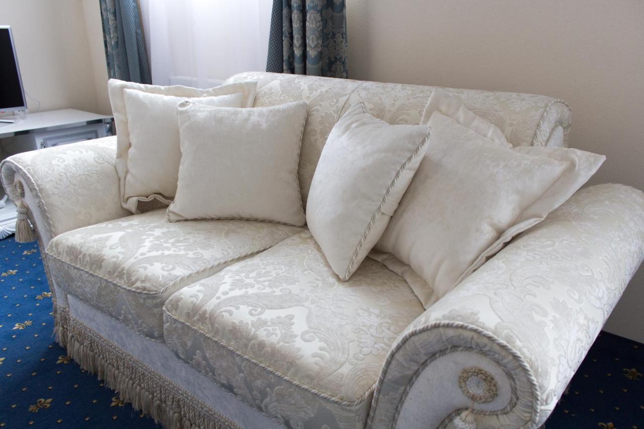 Hotel Viliam Frano Нитра Екстериор снимка