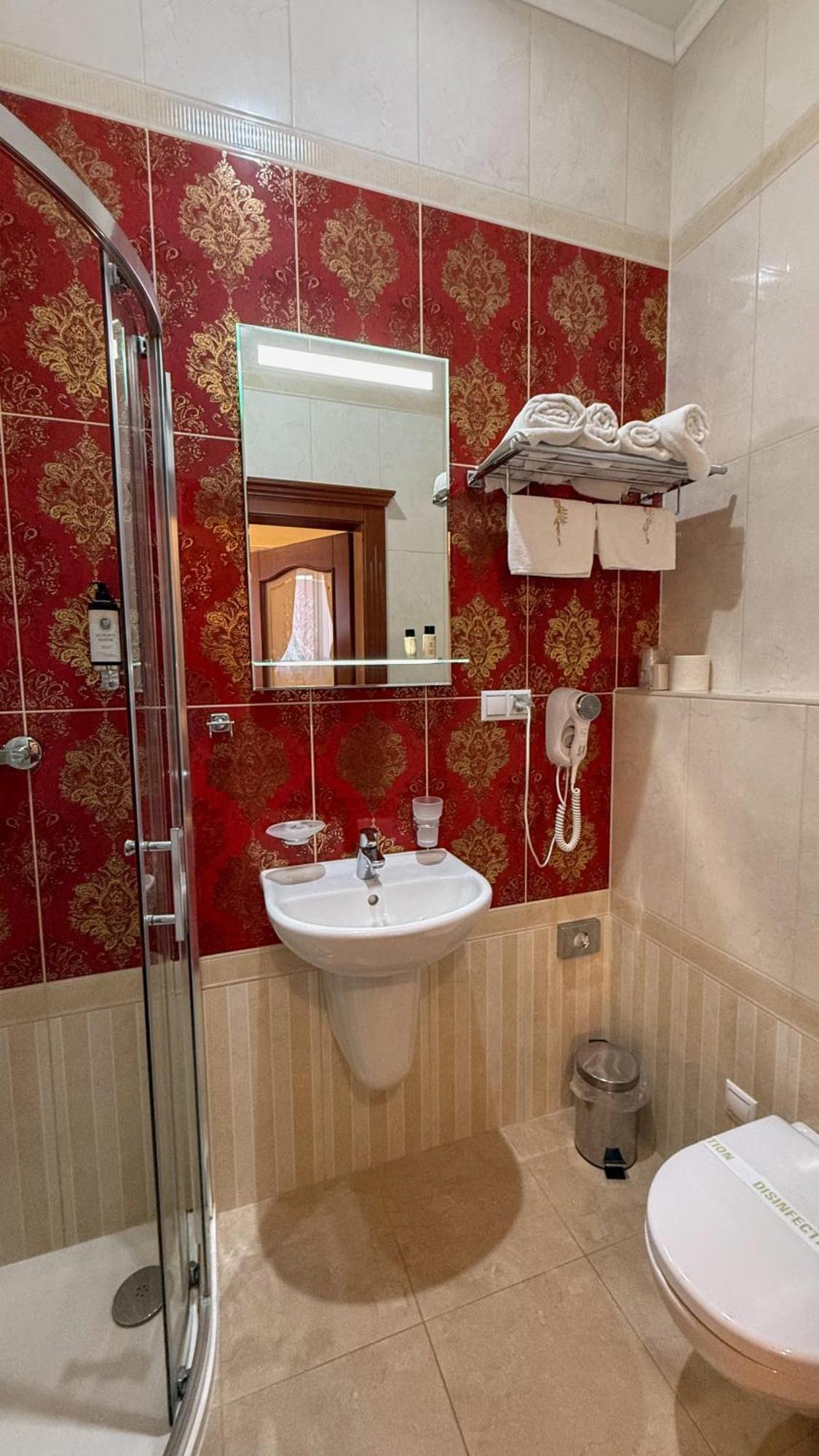 Hotel Viliam Frano Нитра Екстериор снимка