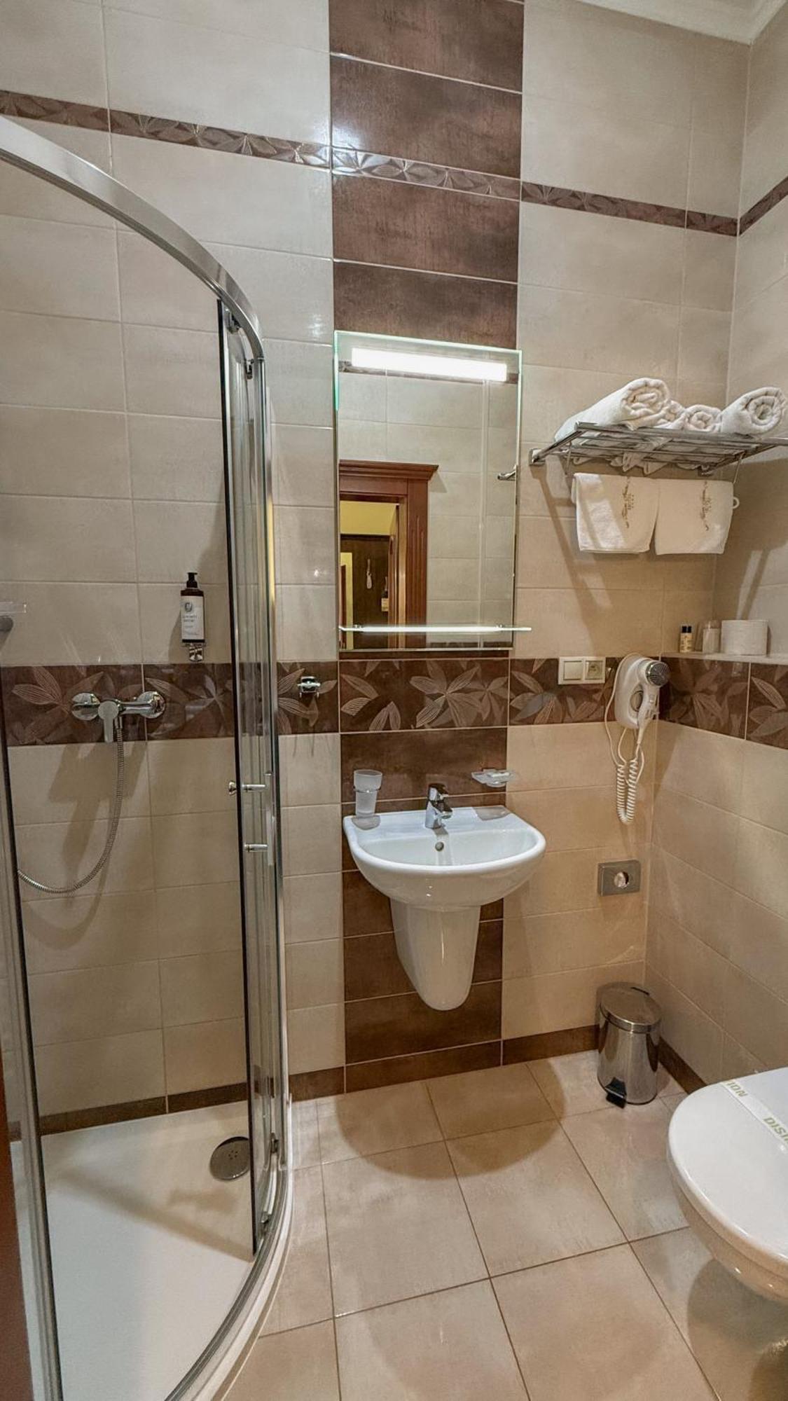 Hotel Viliam Frano Нитра Екстериор снимка