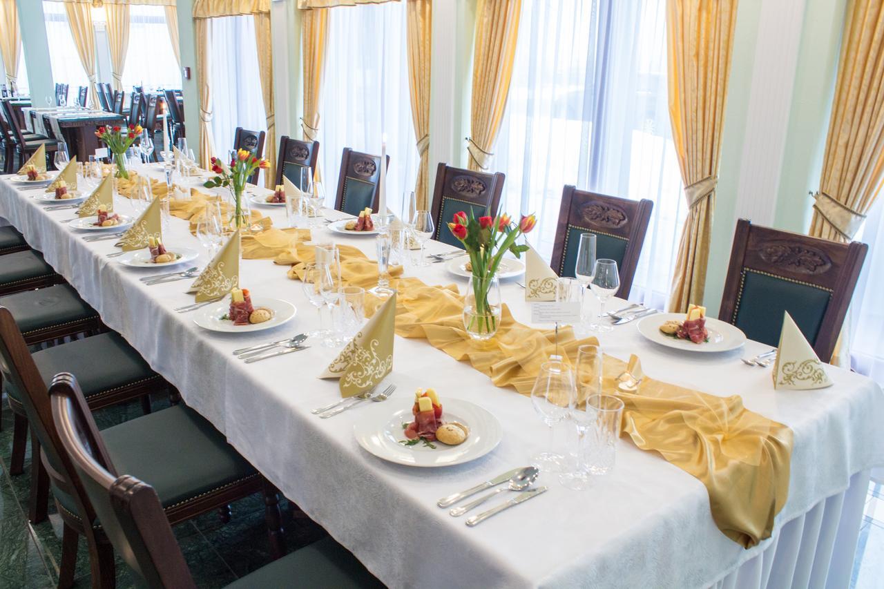 Hotel Viliam Frano Нитра Екстериор снимка