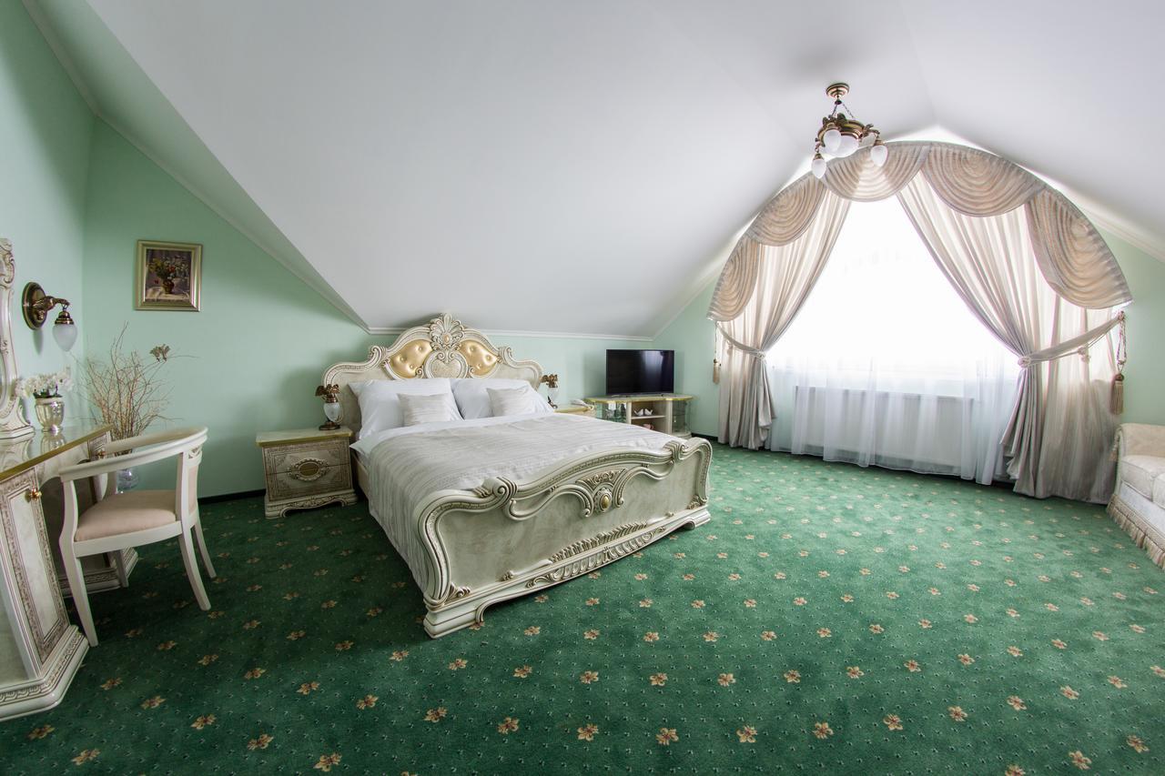 Hotel Viliam Frano Нитра Екстериор снимка