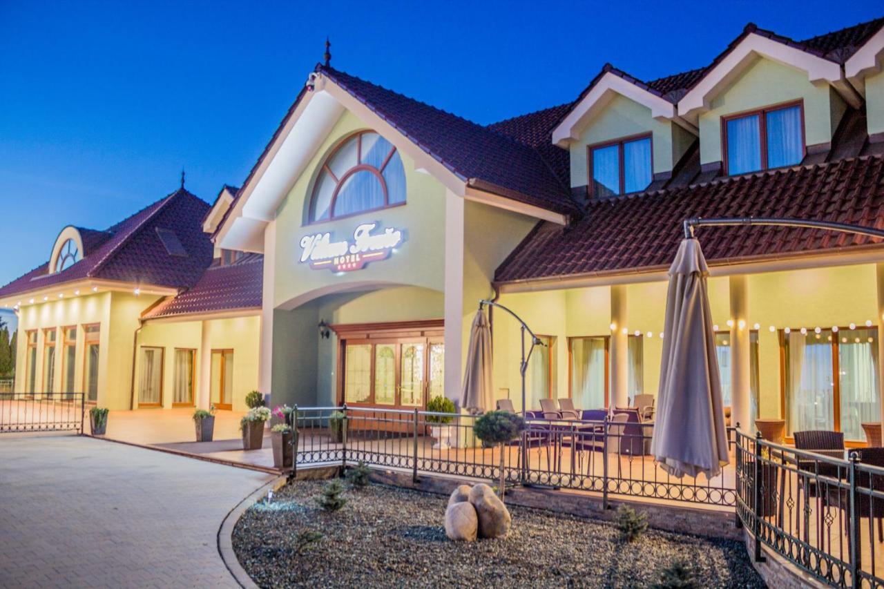 Hotel Viliam Frano Нитра Екстериор снимка